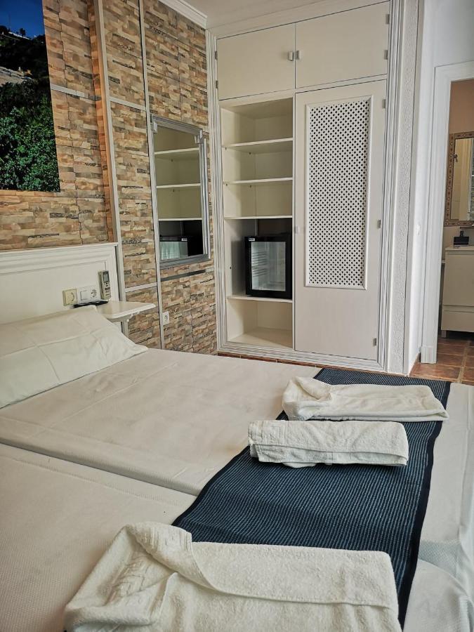 Guest house Costa De La Luz 3*